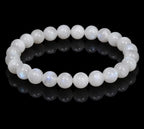 Pulseira de pedra da lua natural isolada em fundo preto